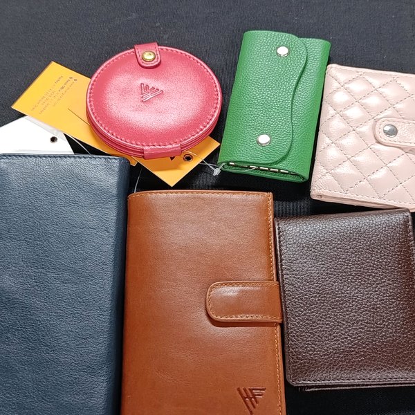 Leather wallets and small leather goods